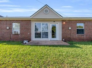 1011 4th Ave S #19, Columbus, MS 39701