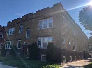 3656 N Whipple St, Chicago, IL 60618