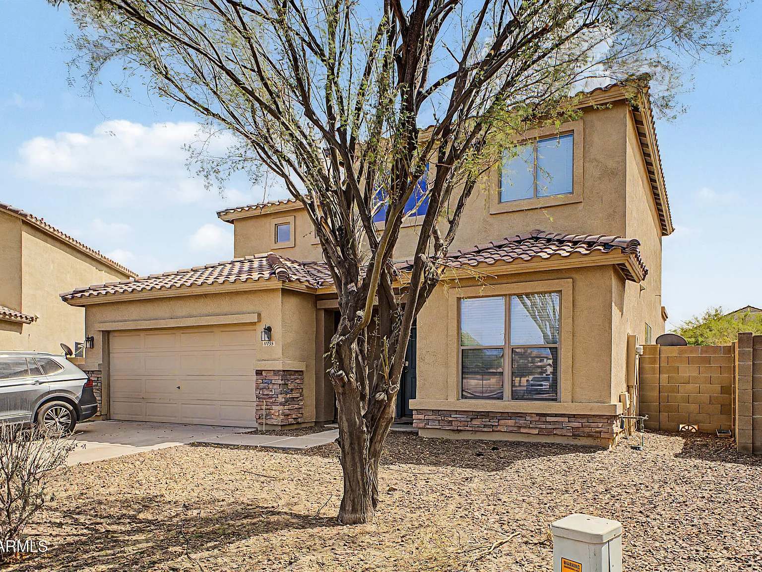4 bed, 2.5 bath, 2035 sqft, $2,450 — Photo 3
