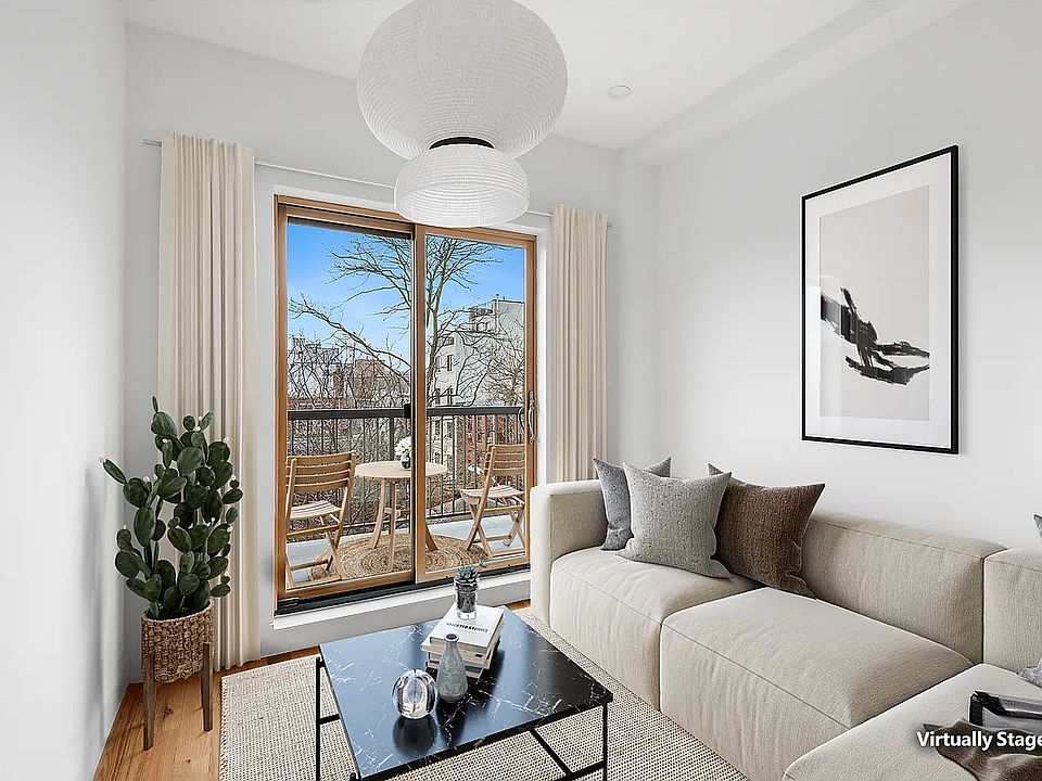1st image of 111 Woodbine St #4