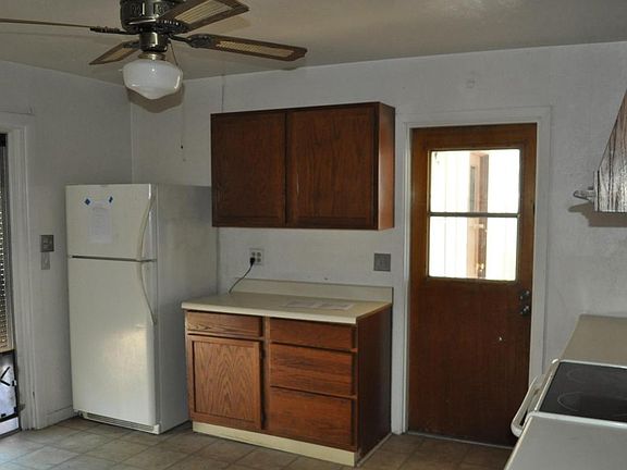 3rd image of 3435 W Dahlia Dr