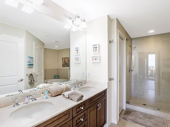 5th image of 5781 Cape Harbour Dr APT 508