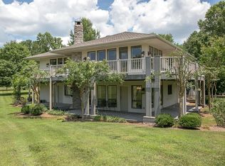 317 River Bend Rd, Shelbyville, TN 37160