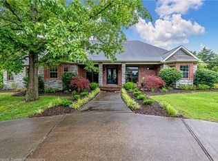 2811 Foresta Ln, Springdale, AR 72762