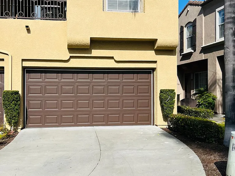 11779 Miro Cir — Photo 22