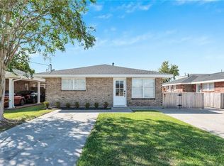 2508 Chalona Dr, Chalmette, LA 70043