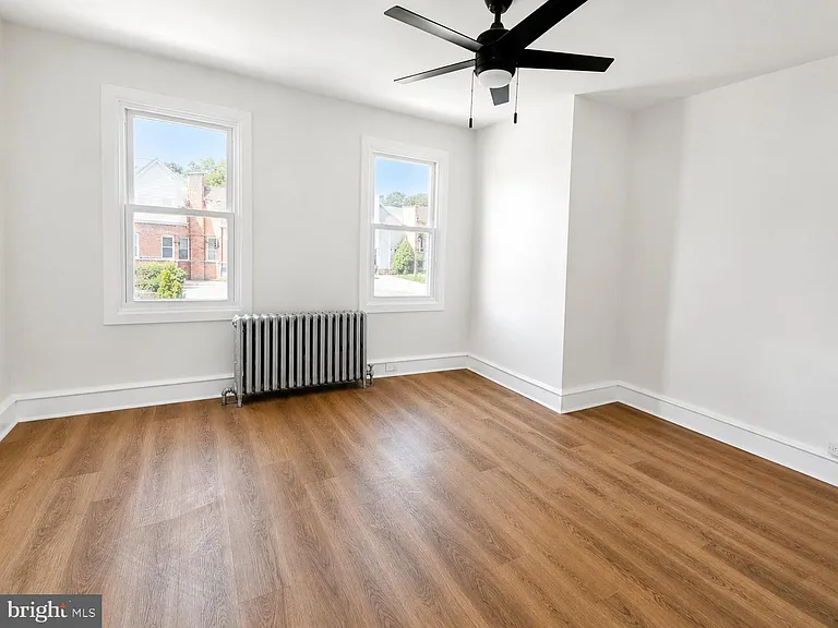 162 W Godfrey Ave — Photo 12