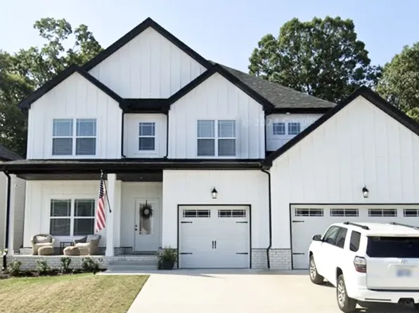 958 Alton Dr, Clarksville, TN 37043