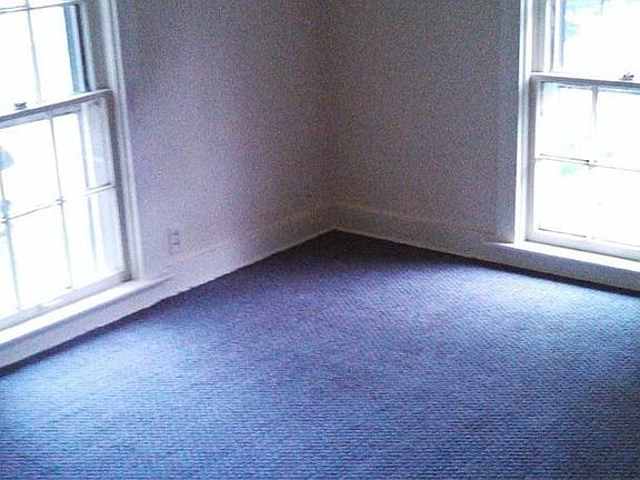 5th image of 465 N Washington St