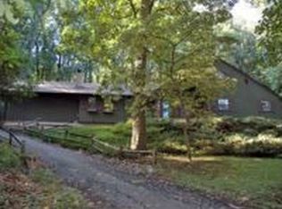 2596 Spring Valley Rd, Lancaster, PA 17601