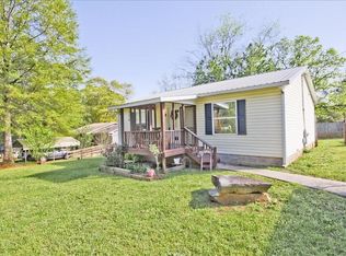 56 Ash St, Commerce, GA 30529