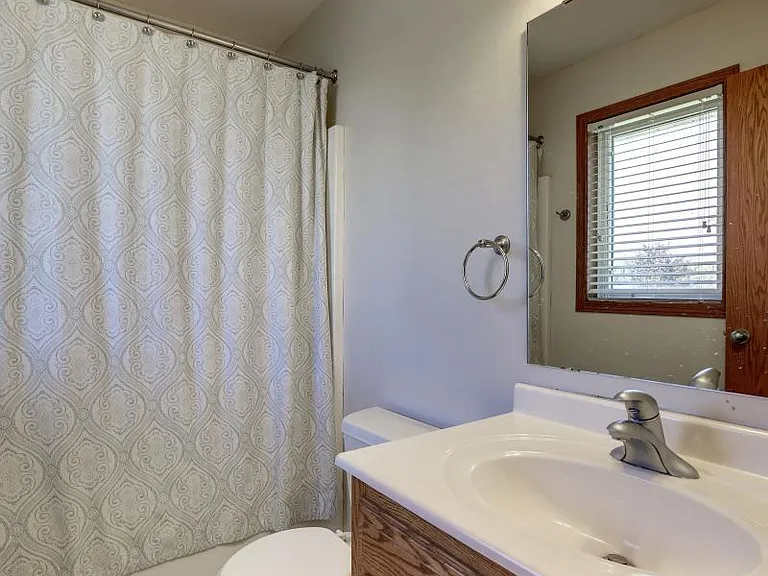 1187 Blackhawk Dr SW — Photo 22