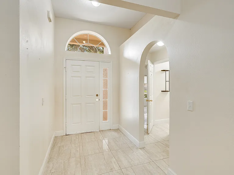 537 Mason Dr — Photo 6