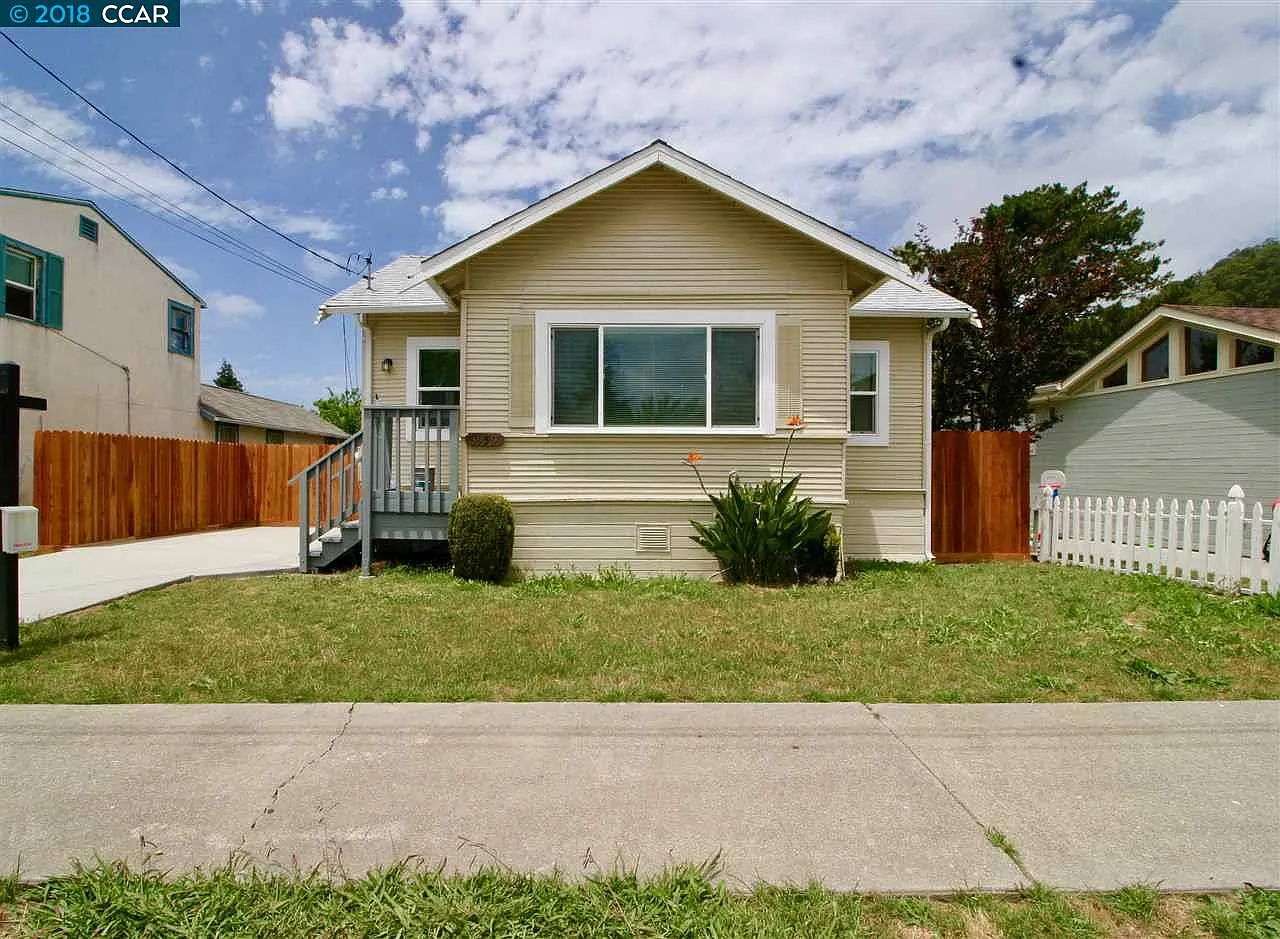 3959 Edgemoor Pl photo 1