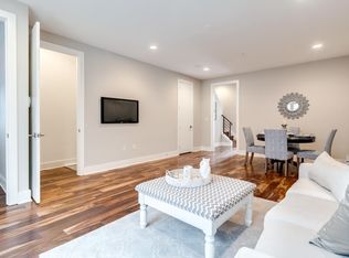 836 N 3rd St, Philadelphia, PA 19123