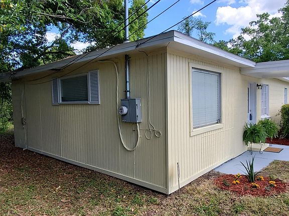 4th image of 8047 Lakeland St