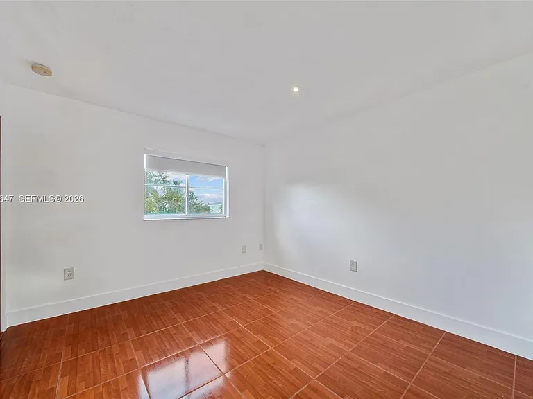 24424 SW 114th Ct — Photo 24