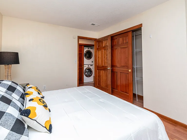 5950 Gunbarrel Ave #E — Photo 24