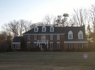 8002 Wingate Dr, Glenn Dale, MD 20769