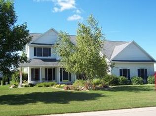 4709 W Grand Meadows Dr, Appleton, WI 54914