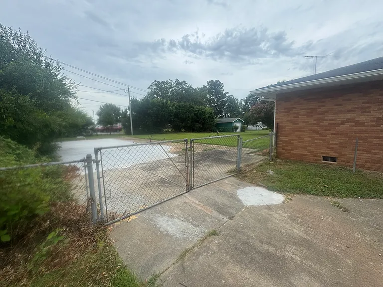 313 Rhodehaven Dr — Photo 29