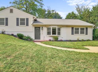 4014 Lees Corner Rd, Chantilly, VA 20151