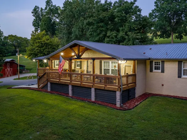 4118 Leipers Creek Rd, Williamsport, TN 38487
