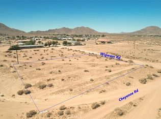 23 Wigwam St, Apple Valley, CA 92307