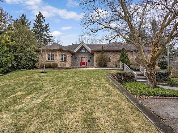 2nd image of 103 Tutela Heights Rd