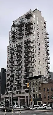 189 Bridge St — Photo 2