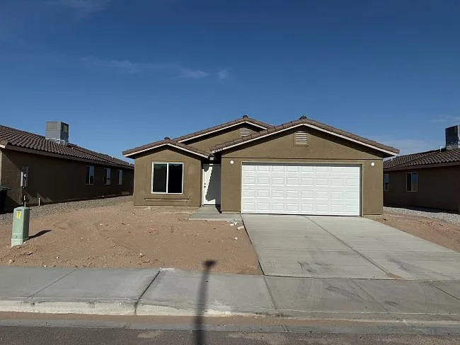 4668 S Desert Willow Way
