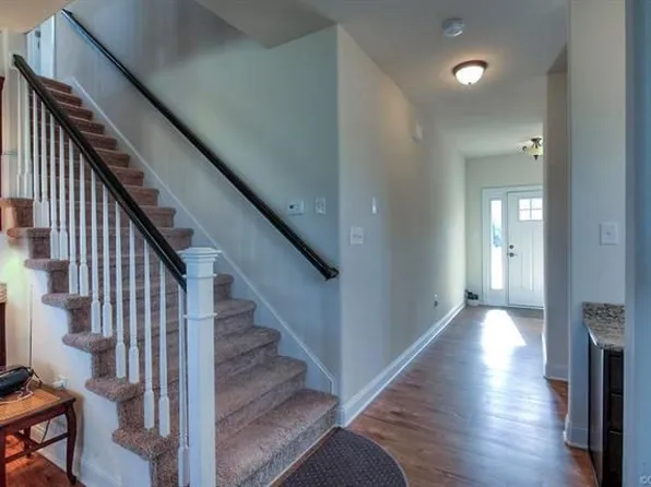 7739 Broadstairs Ln, New Kent, VA 23124