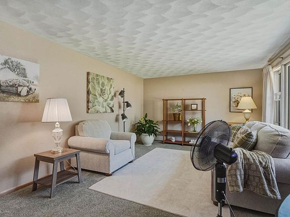 3rd image of 1308 E 17TH STREET