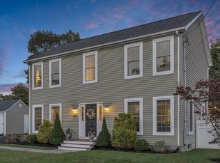 8 Darby St, Tewksbury, MA 01876