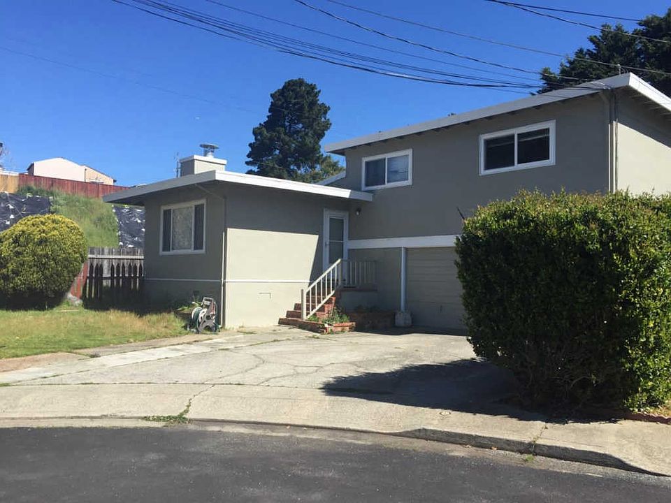 1st image of 21 Conrad Ct