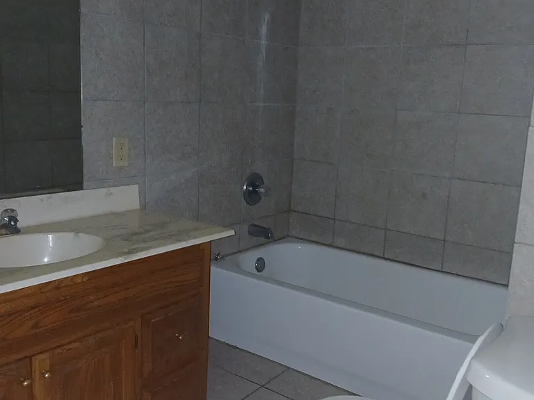 632 High St #3 — Photo 3