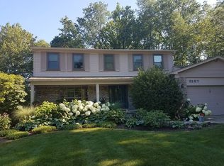 3287 Aquinas Dr, Rochester Hills, MI 48309