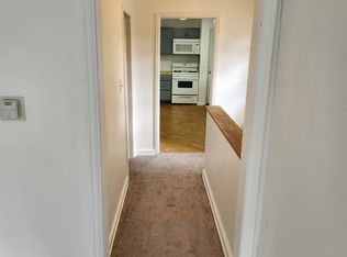 514 1/2 N Walnut St #1, Lansing, MI 48933