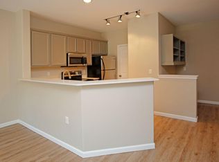 335 Springtree Ln, West Linn, OR 97068