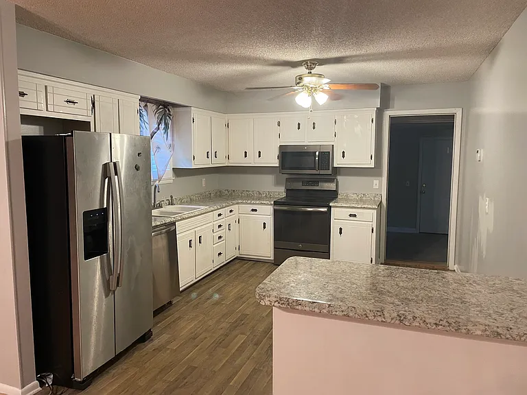 2817 Galesburg Dr — Photo 16
