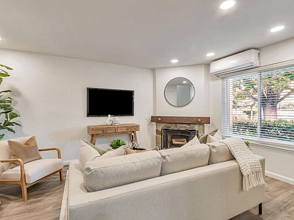 3rd image of 1249 Coyote Creek Pl