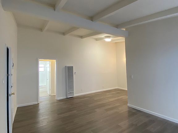 5th image of 11711 Kiowa Ave APT 5