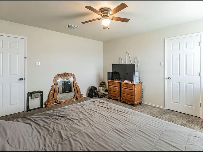 2824 Jackal Dr — Photo 35