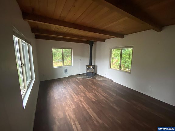 4th image of 6721 Rhododendron Ave