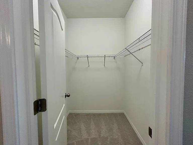 2742 Carrickton Cir — Photo 11
