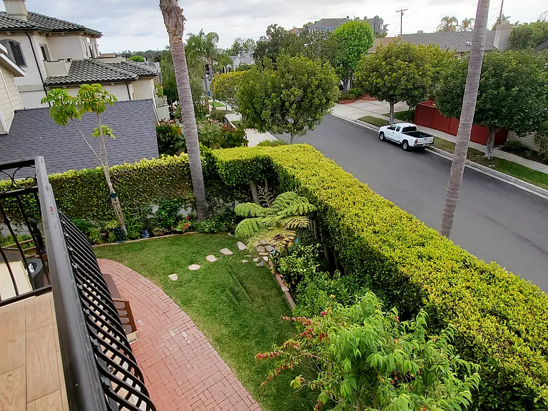 7901 Berger Ave — Photo 18