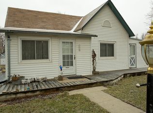 208 S Nevada St, Leonardville, KS 66449