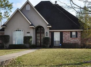 2312 Crossing Ct, Mandeville, LA 70448