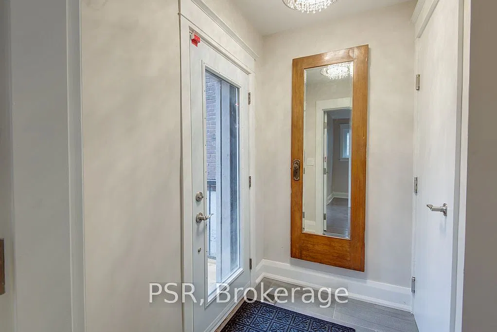 2 bed, $3,200 — Photo 4