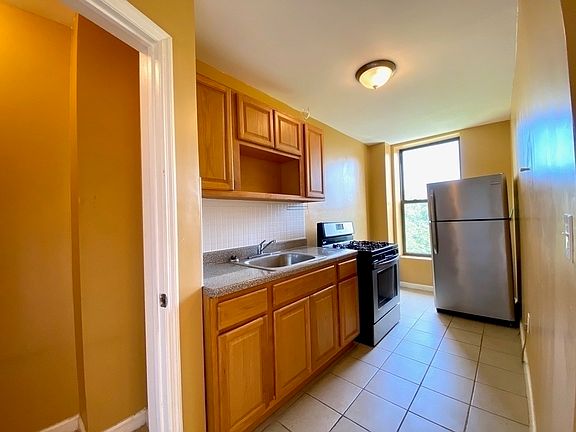 2nd image of 613 Nostrand Ave #3F